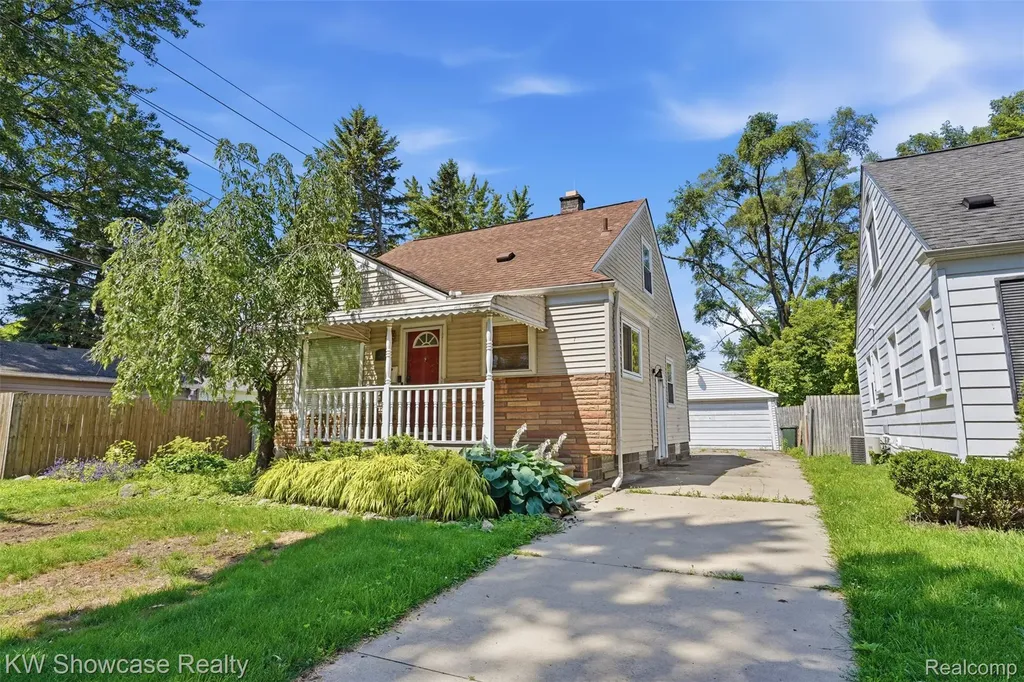 316 S Edison Avenue Royal Oak City MI 48067
