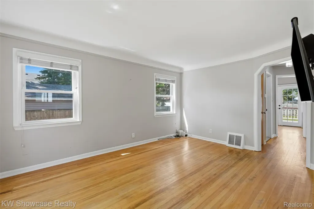 316 S Edison Avenue Royal Oak City MI 48067