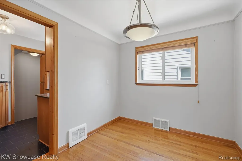 316 S Edison Avenue Royal Oak City MI 48067