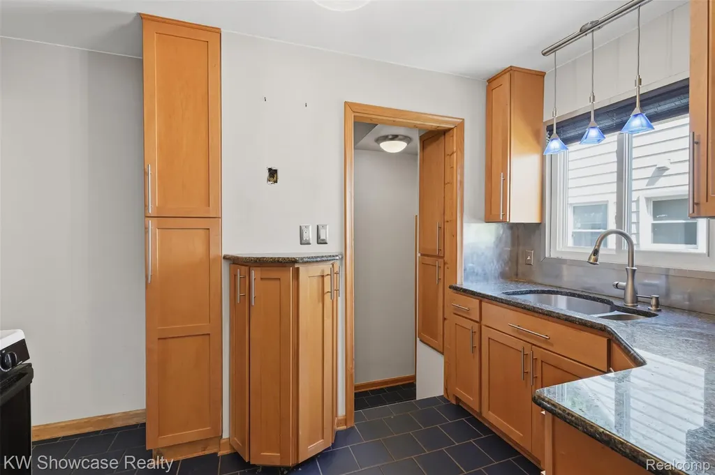 316 S Edison Avenue Royal Oak City MI 48067