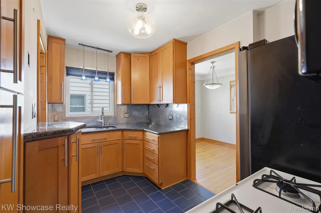 316 S Edison Avenue Royal Oak City MI 48067