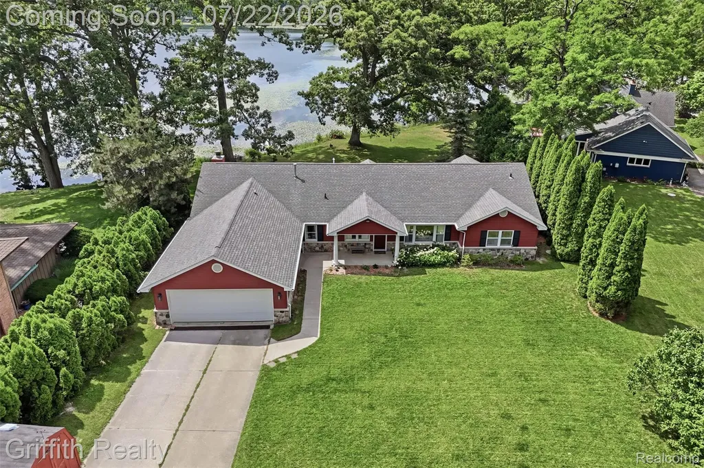 Hamburg Township MI, 5730 Cowell Road