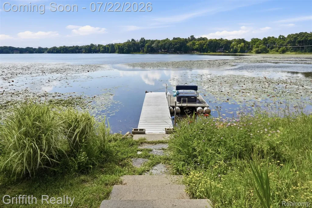 5730 Cowell Road Hamburg Township MI 48116