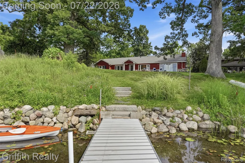 5730 Cowell Road Hamburg Township MI 48116