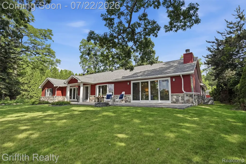5730 Cowell Road Hamburg Township MI 48116