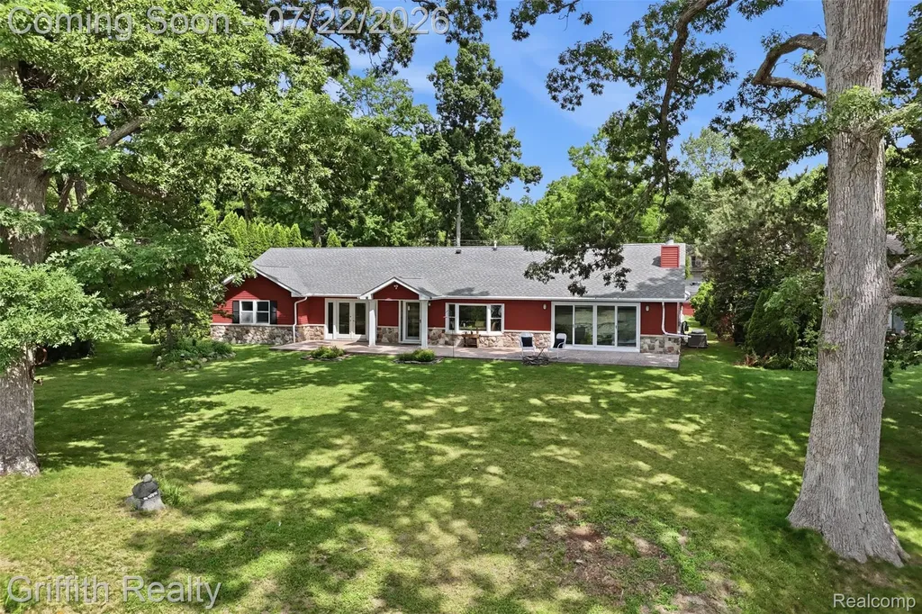 5730 Cowell Road Hamburg Township MI 48116