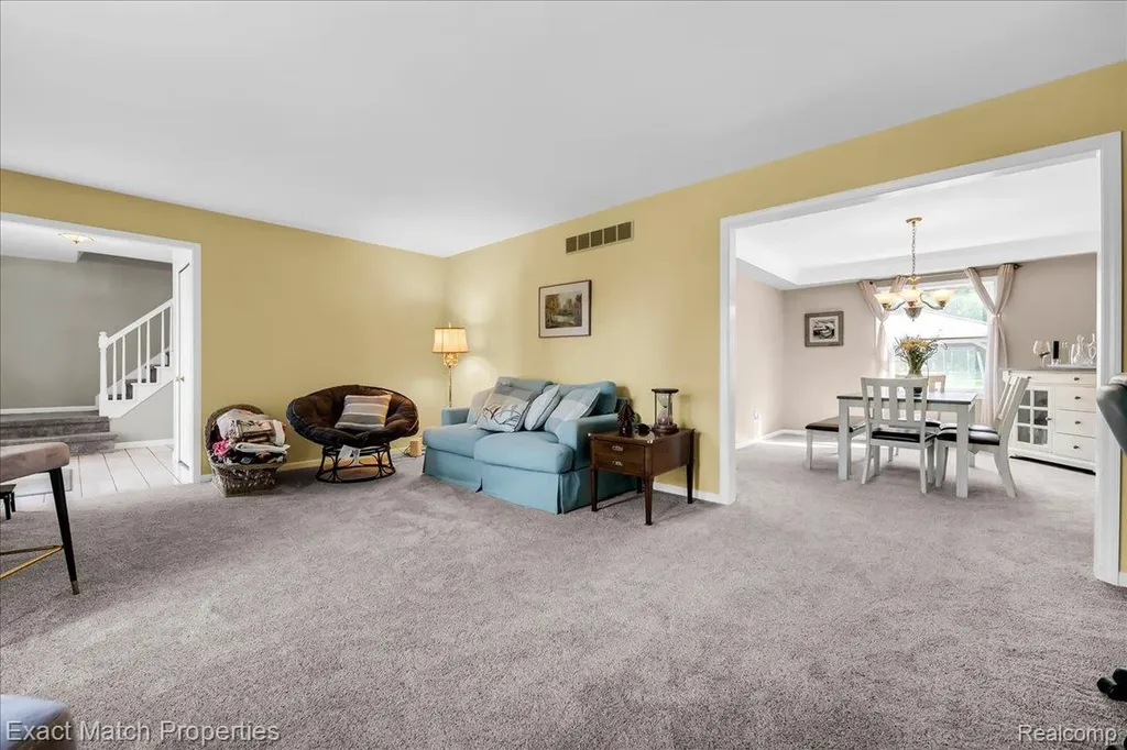 1324 Bush Creek Drive Grand Blanc City MI 48439