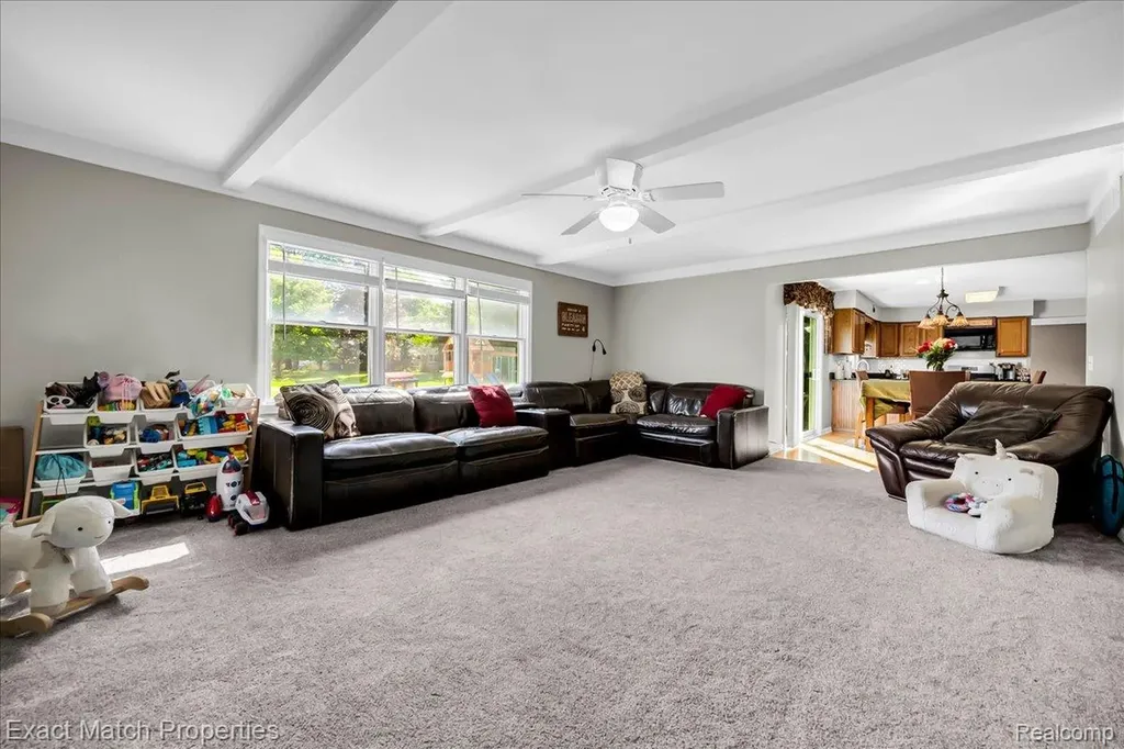 1324 Bush Creek Drive Grand Blanc City MI 48439