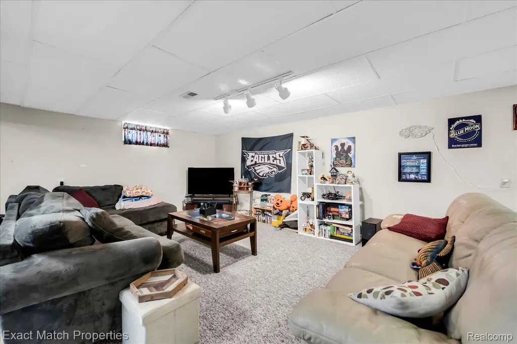 1324 Bush Creek Drive Grand Blanc City MI 48439