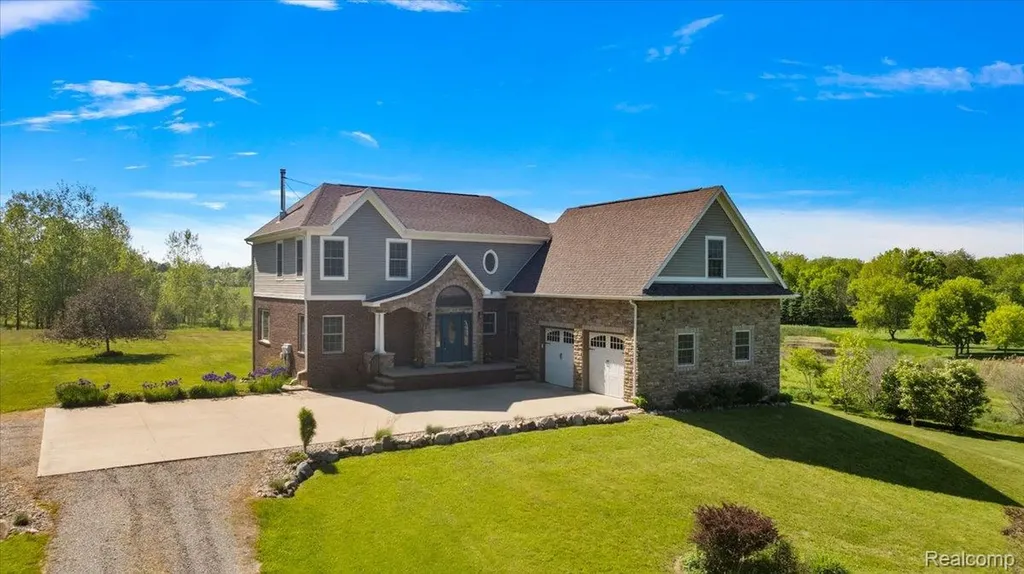 5035 Hidden Ridge Drive Hadley Township MI 48455