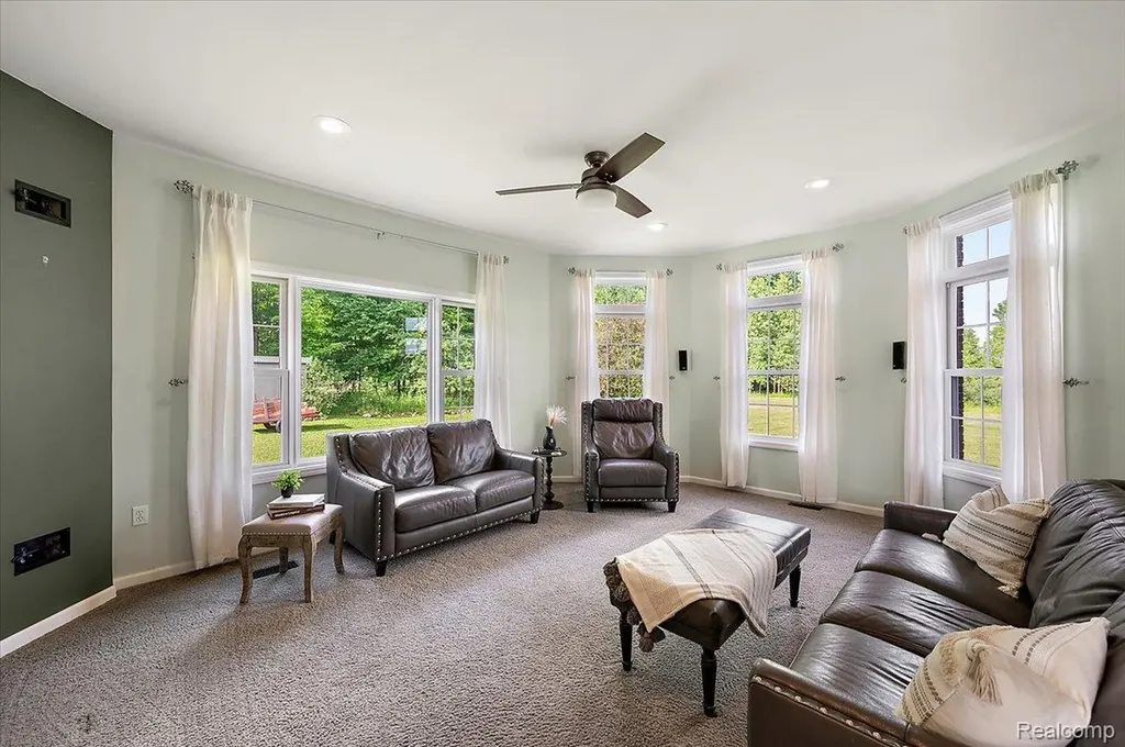 5035 Hidden Ridge Drive Hadley Township MI 48455