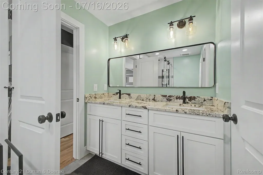7680 Briarwood Circle Green Oak Township MI 48116
