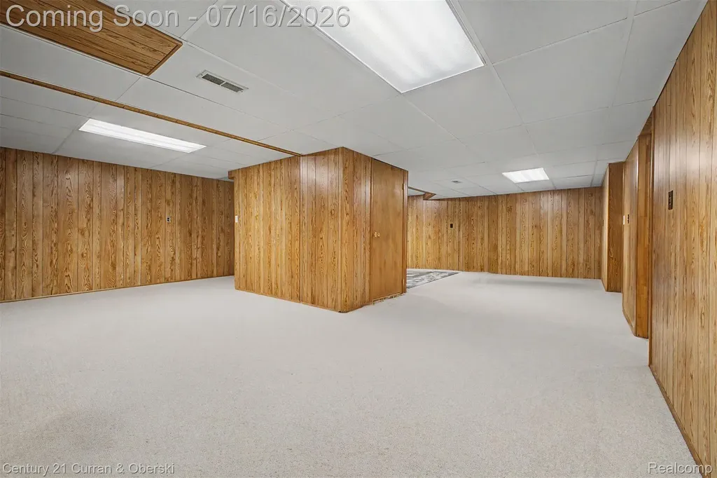 7680 Briarwood Circle Green Oak Township MI 48116
