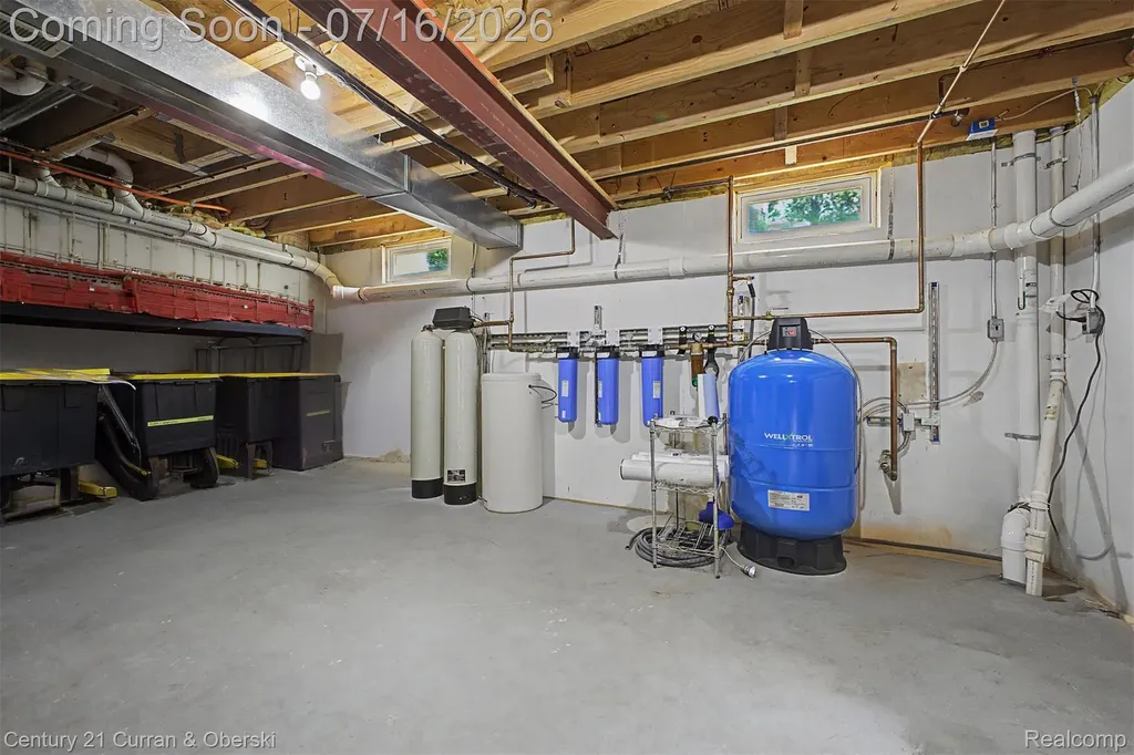 7680 Briarwood Circle Green Oak Township MI 48116