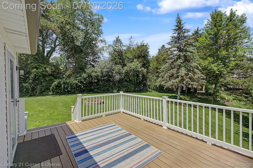 7680 Briarwood Circle Green Oak Township MI 48116