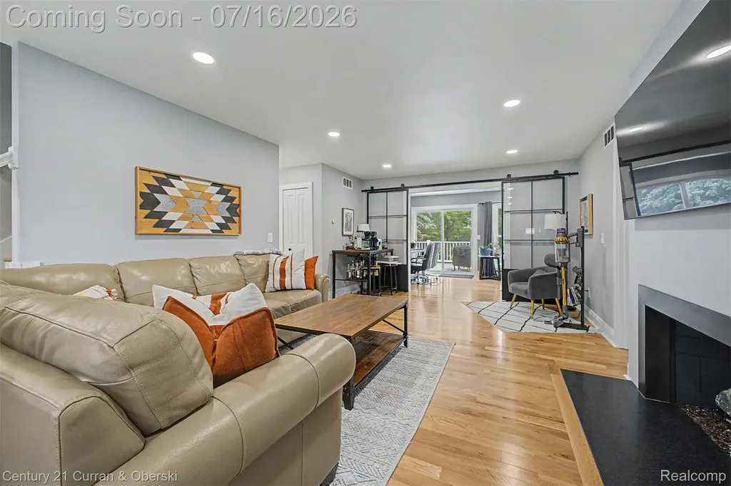 7680 Briarwood Circle Green Oak Township MI 48116
