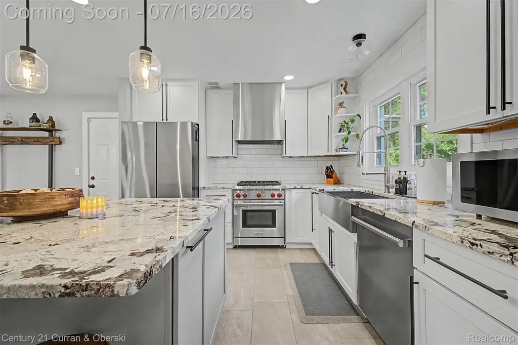 7680 Briarwood Circle Green Oak Township MI 48116