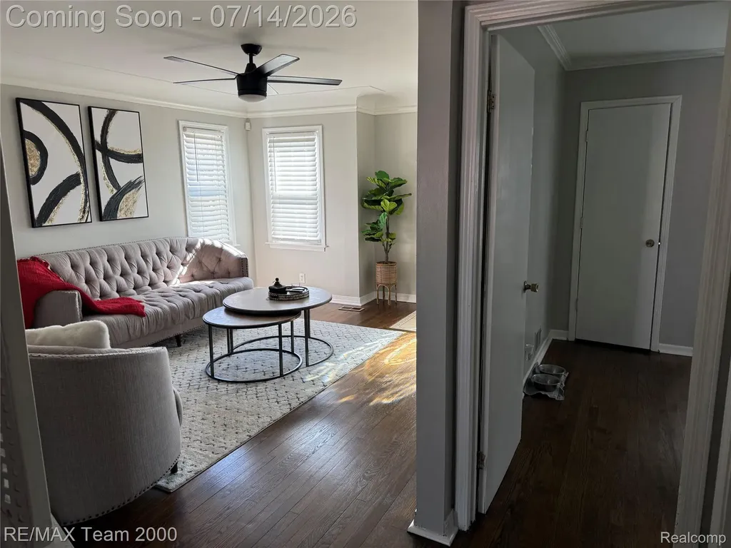 1620 Pingree Avenue Lincoln Park City MI 48146