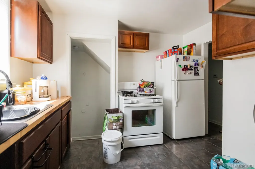 4267 Cadieux Road Detroit City MI 48224