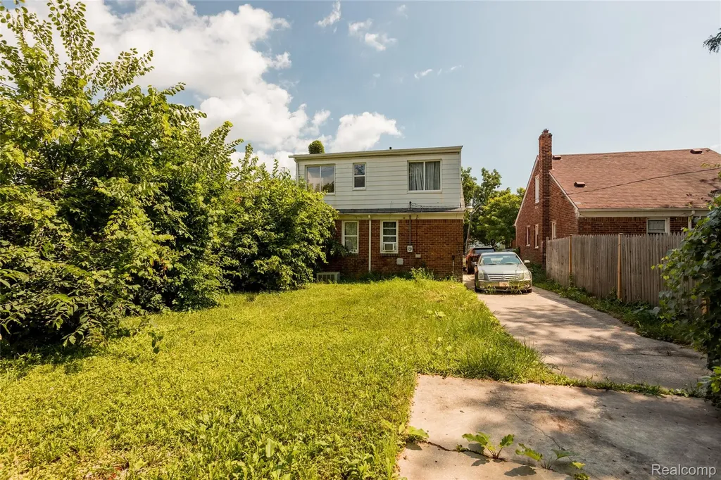 4267 Cadieux Road Detroit City MI 48224