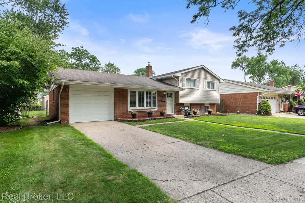 14726 Ellen Drive Livonia City MI 48154