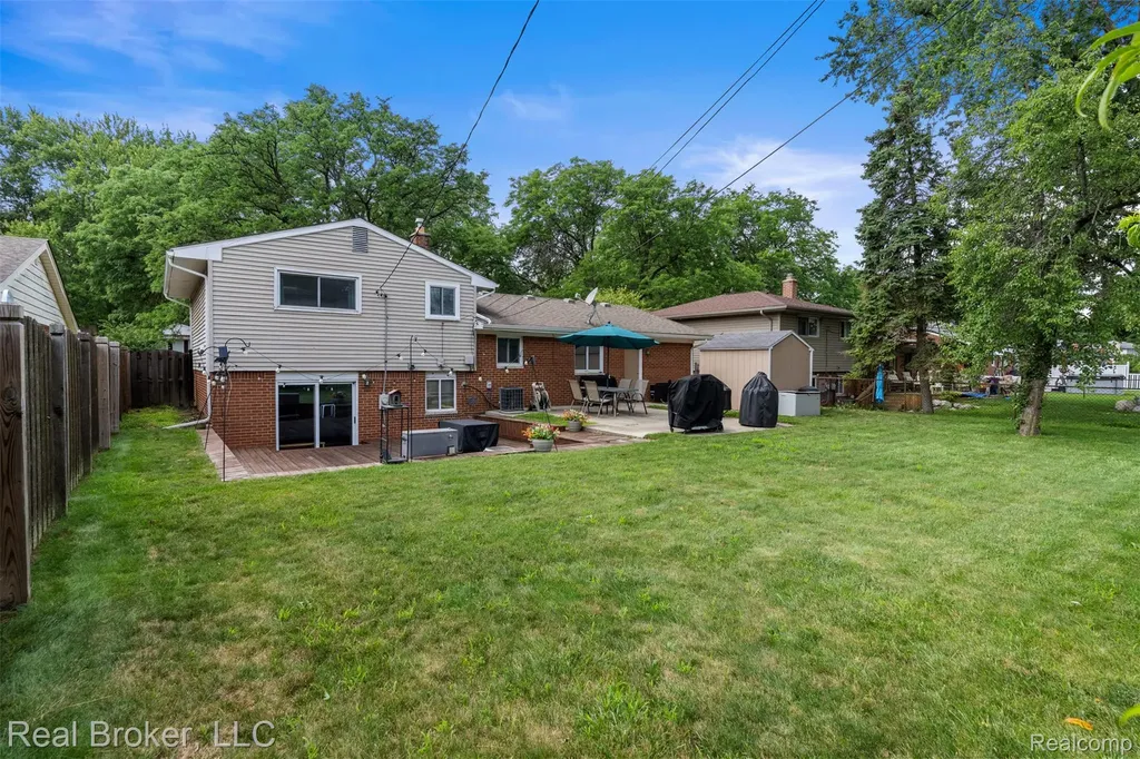 14726 Ellen Drive Livonia City MI 48154