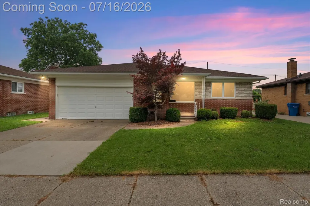 28665 Campbell Drive Warren City MI 48093