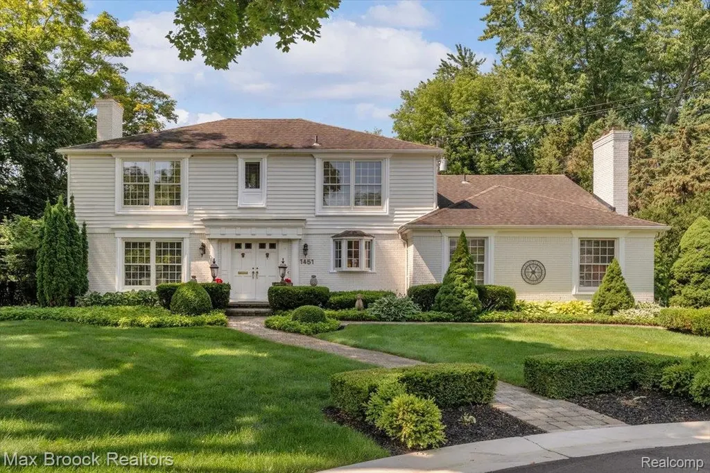 1451 Courtleigh Terrace Bloomfield Hills City MI 48301