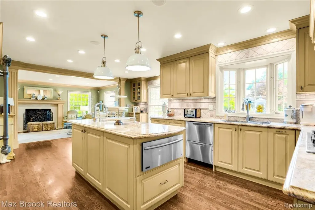 1451 Courtleigh Terrace Bloomfield Hills City MI 48301