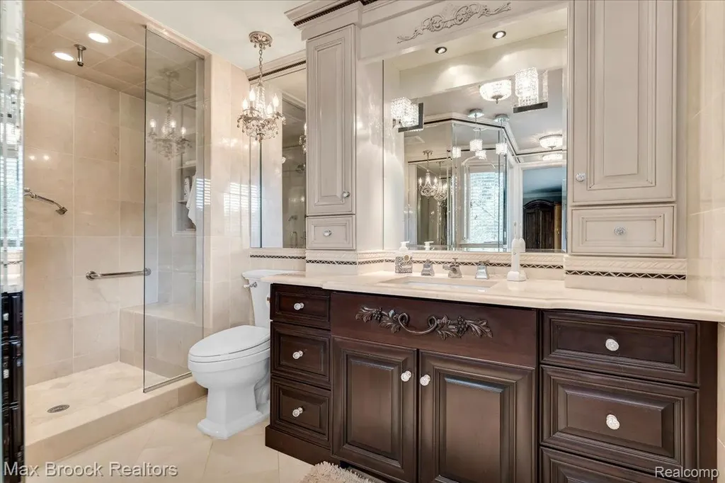 1451 Courtleigh Terrace Bloomfield Hills City MI 48301