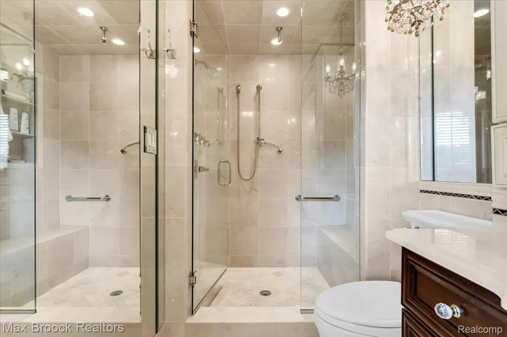 1451 Courtleigh Terrace Bloomfield Hills City MI 48301