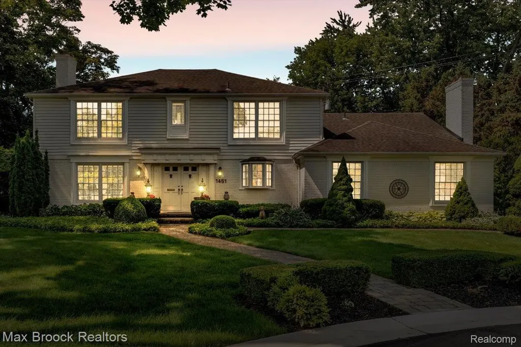 1451 Courtleigh Terrace Bloomfield Hills City MI 48301