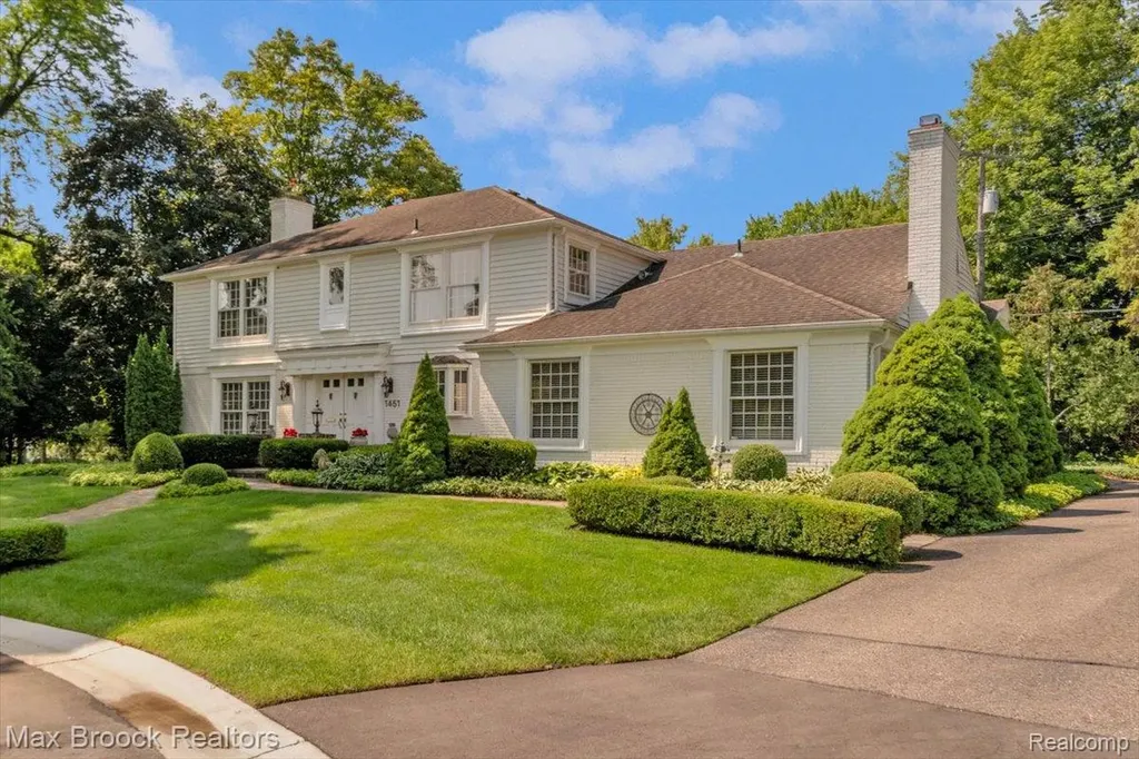 1451 Courtleigh Terrace Bloomfield Hills City MI 48301