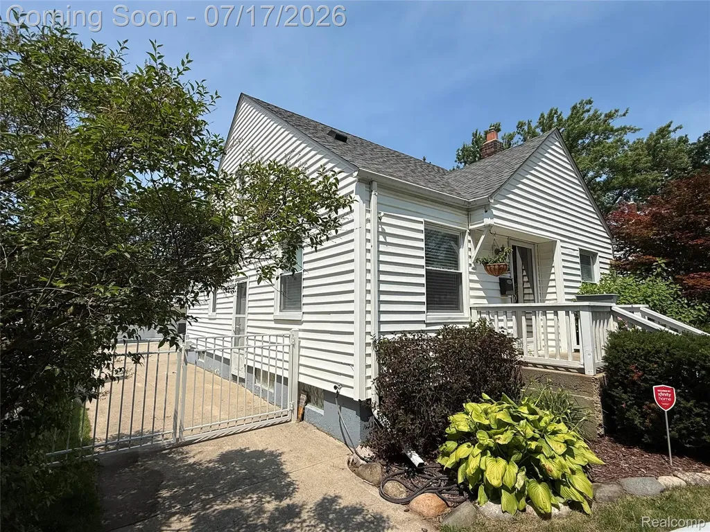 1921 N Connecticut Avenue Royal Oak City MI 48073