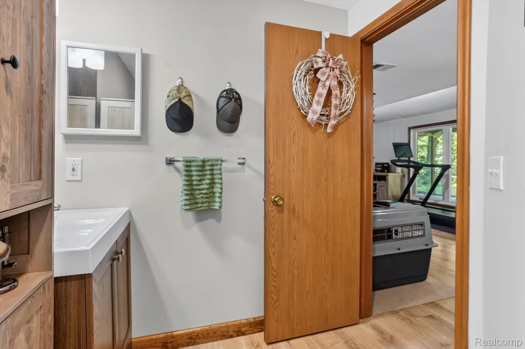 5361 Clark Road Bath Charter Township MI 48808