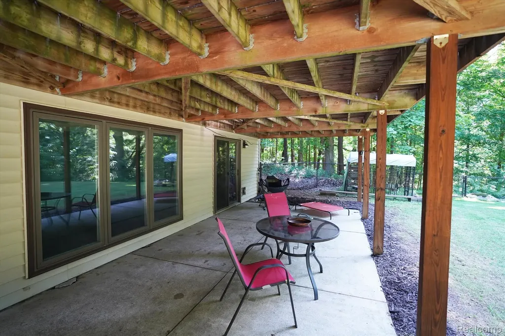 5361 Clark Road Bath Charter Township MI 48808