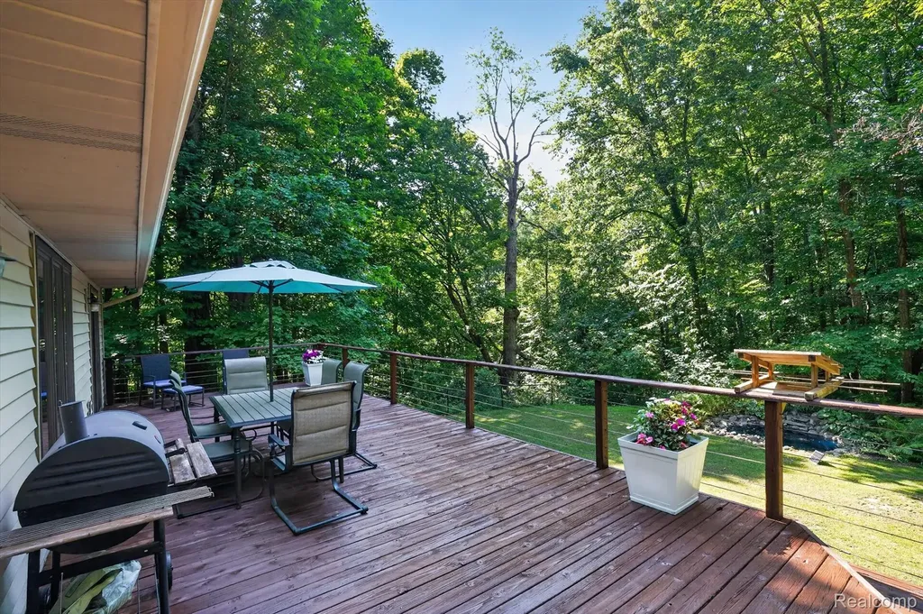 5361 Clark Road Bath Charter Township MI 48808