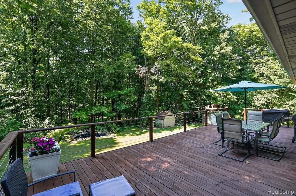 5361 Clark Road Bath Charter Township MI 48808
