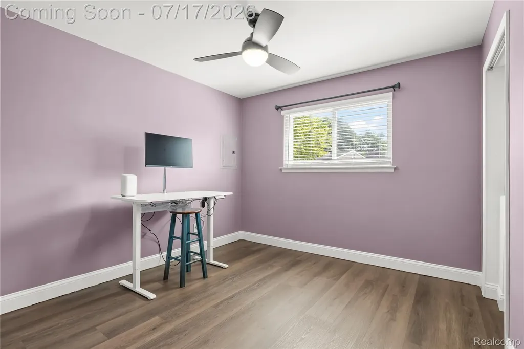 8385 Hillcrest Boulevard Westland City MI 48185