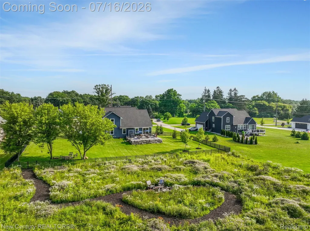 671 Braxwood Place Milford Charter Township MI 48381