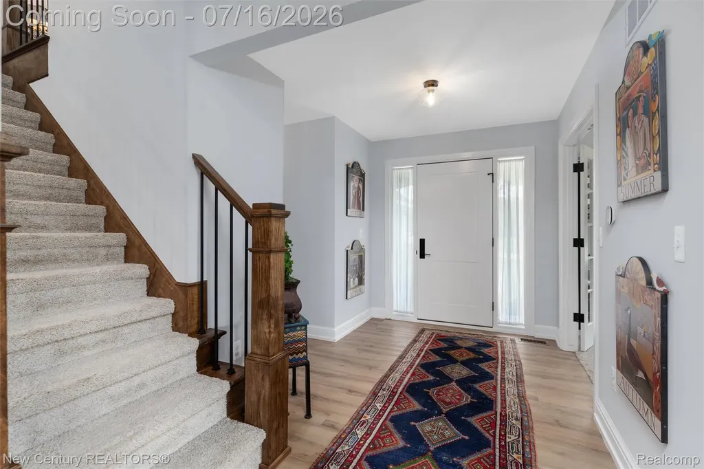 671 Braxwood Place Milford Charter Township MI 48381
