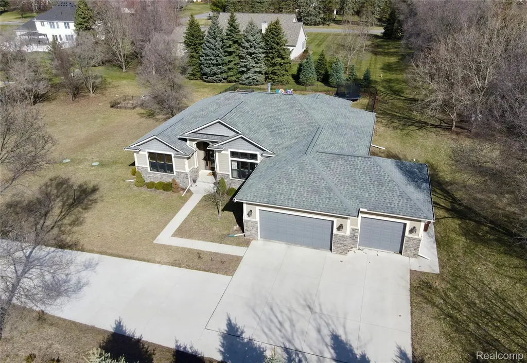 3510 Textile Road Lodi Township MI 48176