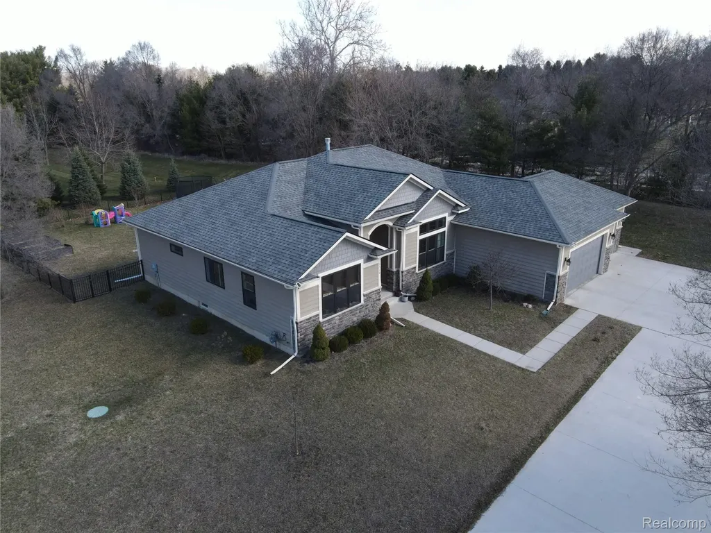 3510 Textile Road Lodi Township MI 48176