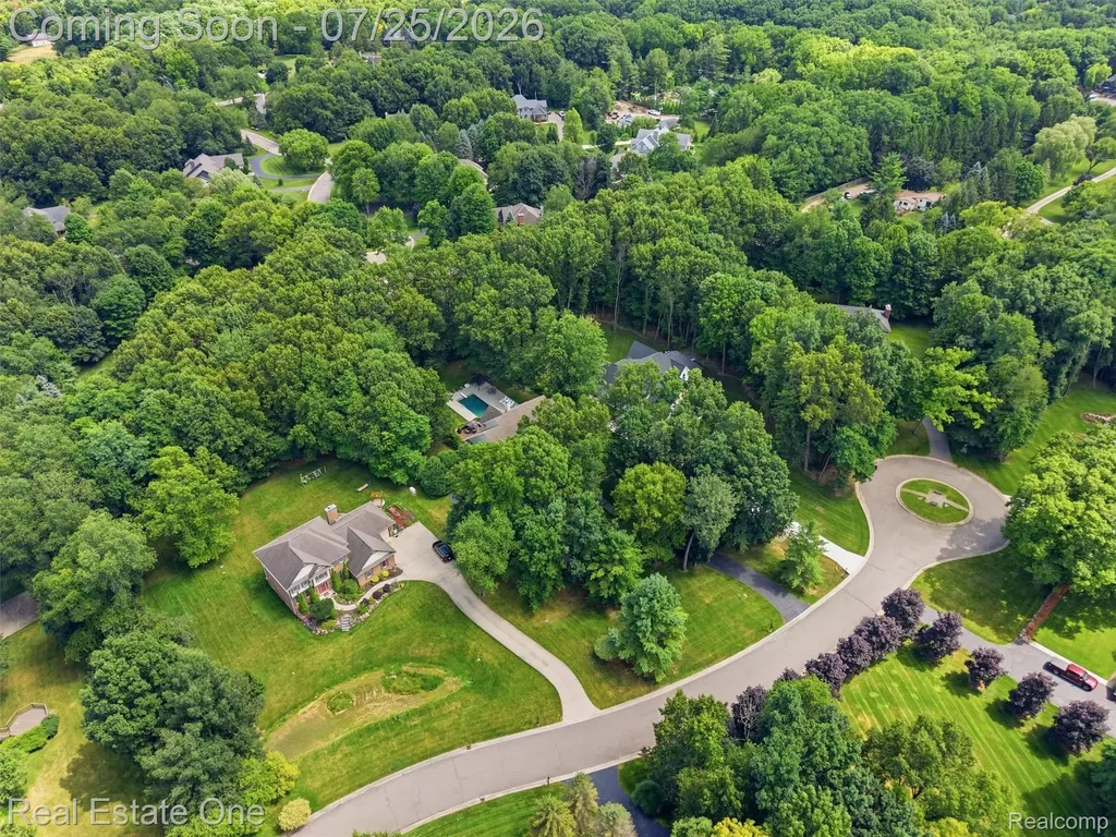 6140 Englewood Drive Springfield Charter Township MI 48346
