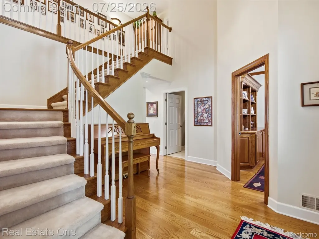 6140 Englewood Drive Springfield Charter Township MI 48346