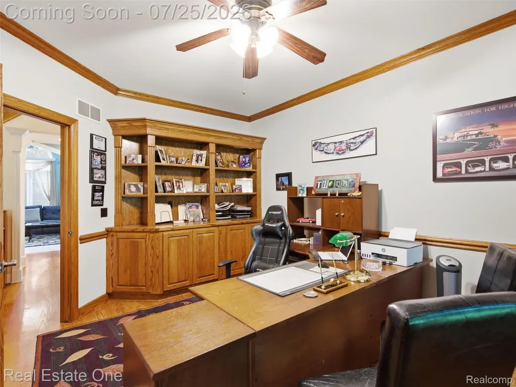 6140 Englewood Drive Springfield Charter Township MI 48346