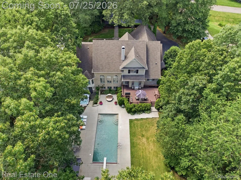 6140 Englewood Drive Springfield Charter Township MI 48346