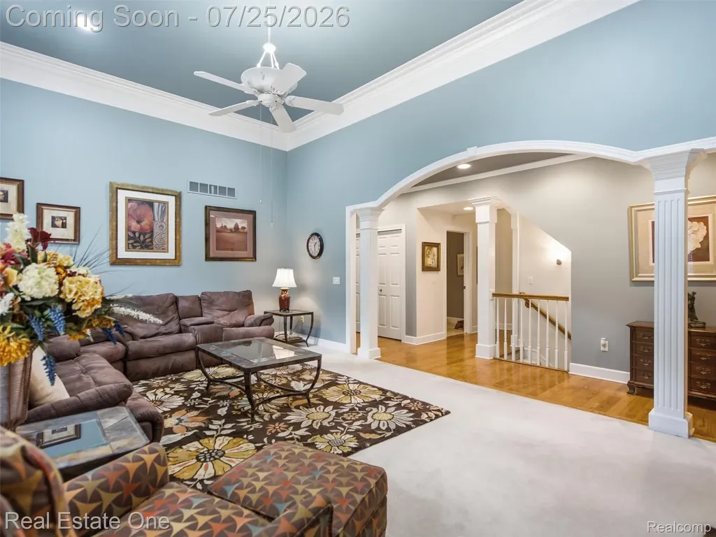 6140 Englewood Drive Springfield Charter Township MI 48346