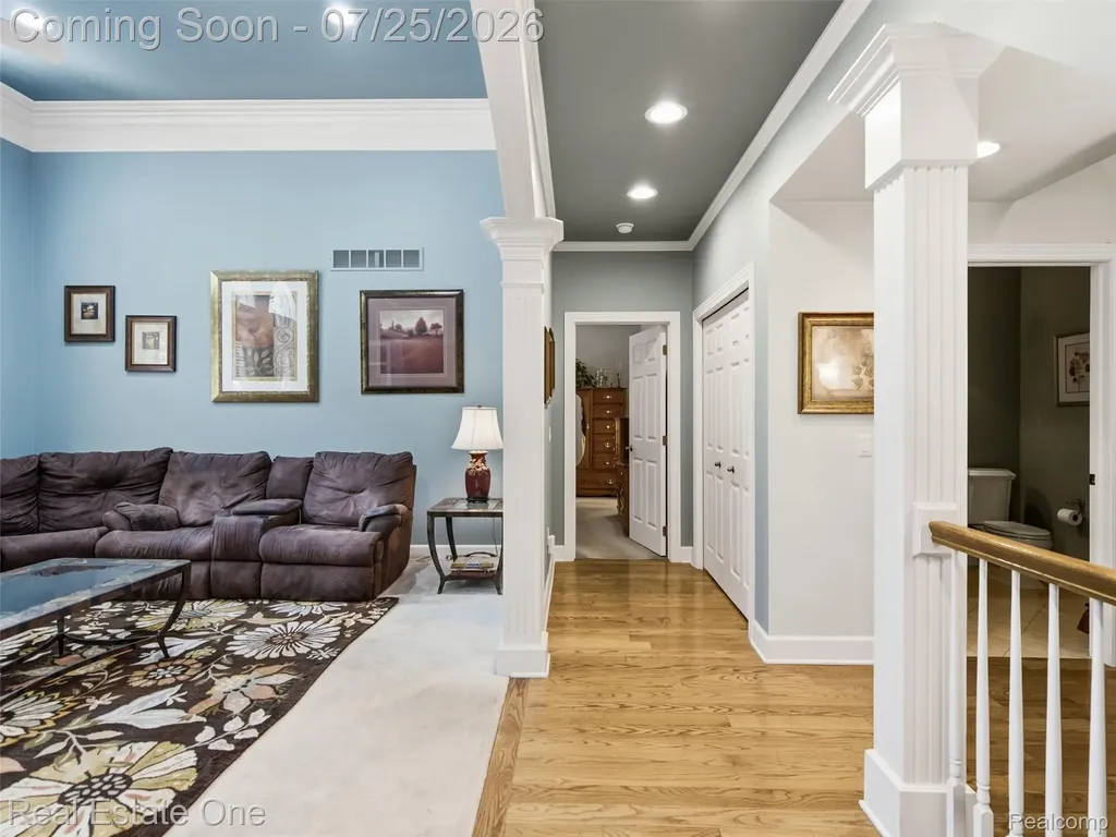 6140 Englewood Drive Springfield Charter Township MI 48346