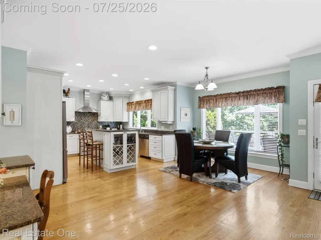 6140 Englewood Drive Springfield Charter Township MI 48346